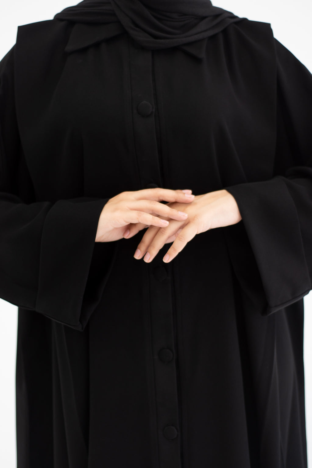 Edged Shoulder Abaya - Black