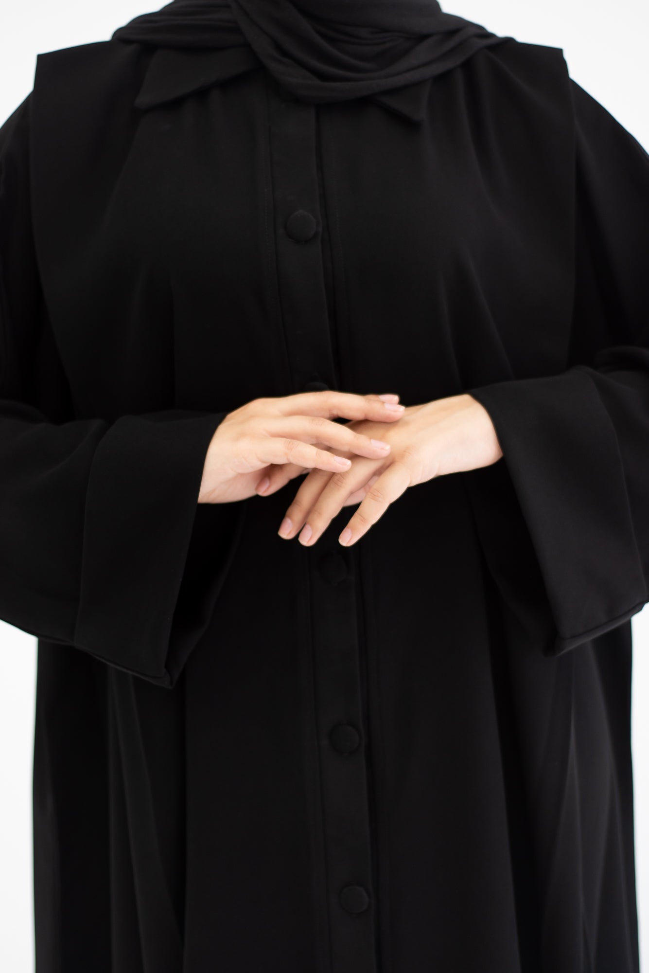 Edged Shoulder Abaya - Black