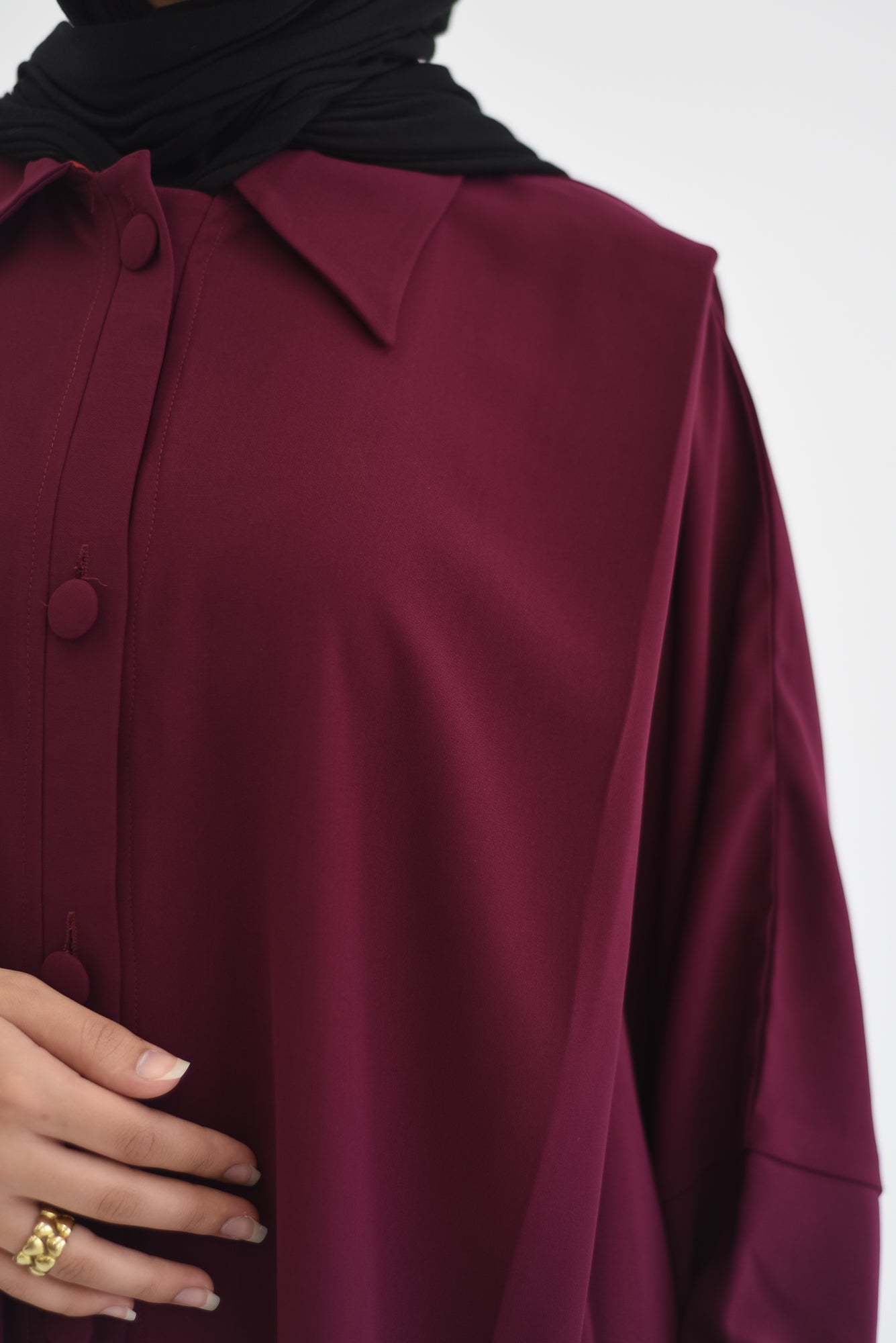 Edged Shoulder Abaya - Burghundy