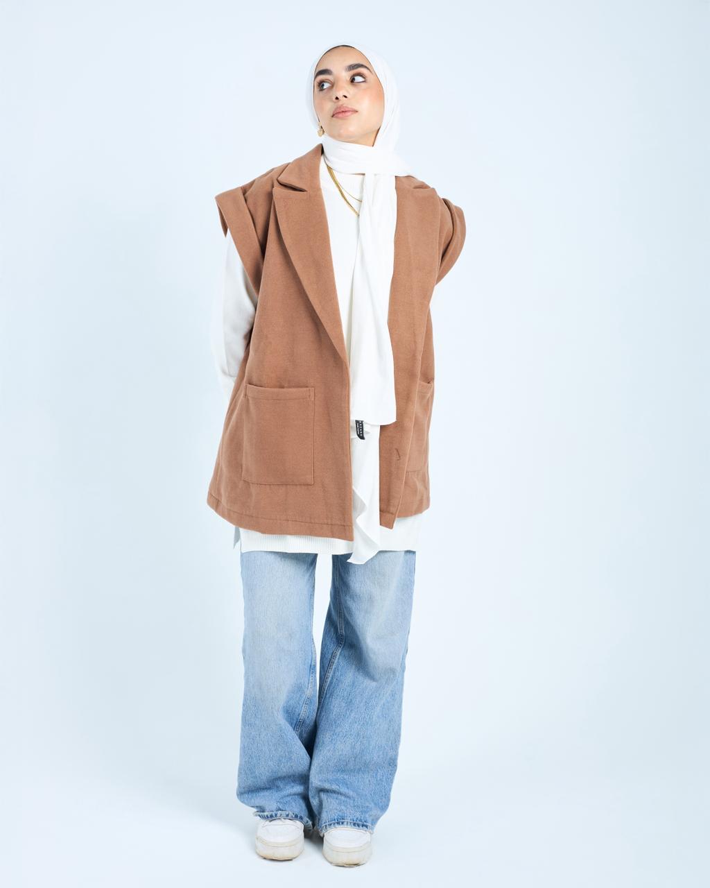 Sleeveless Coat -Brown