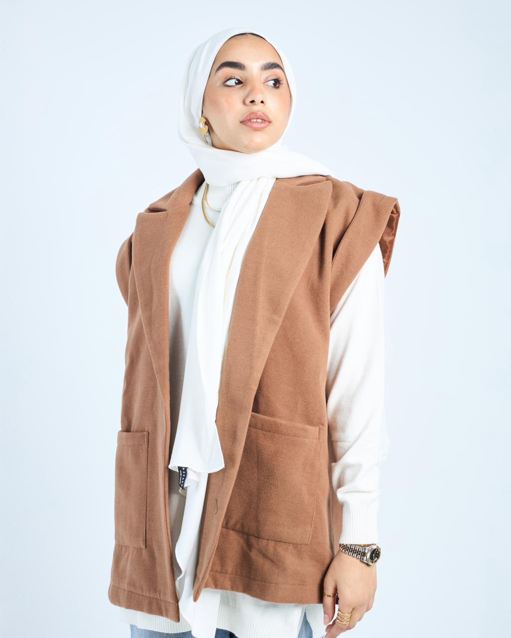 Sleeveless Coat -Brown