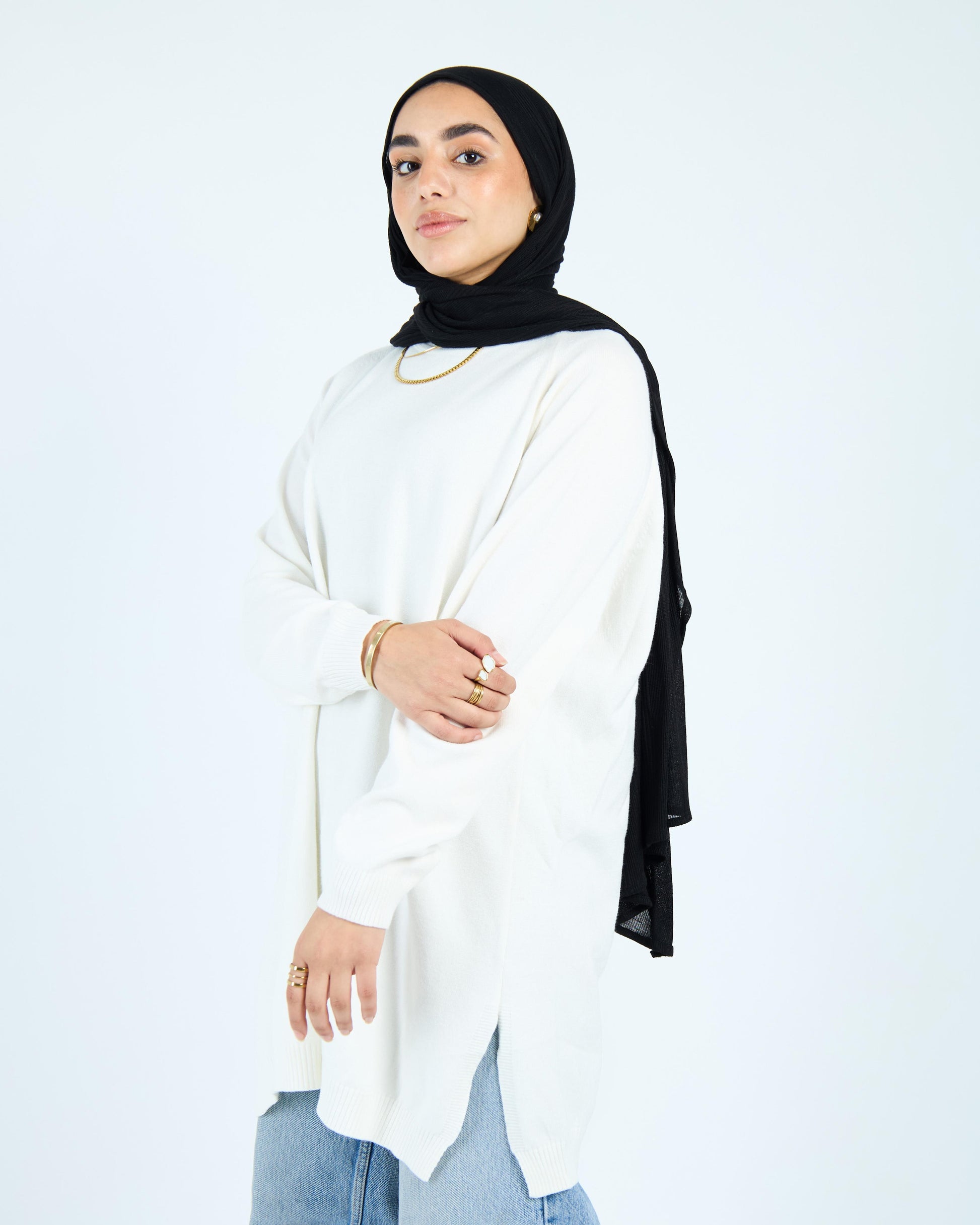 Long Basic Pullover- White