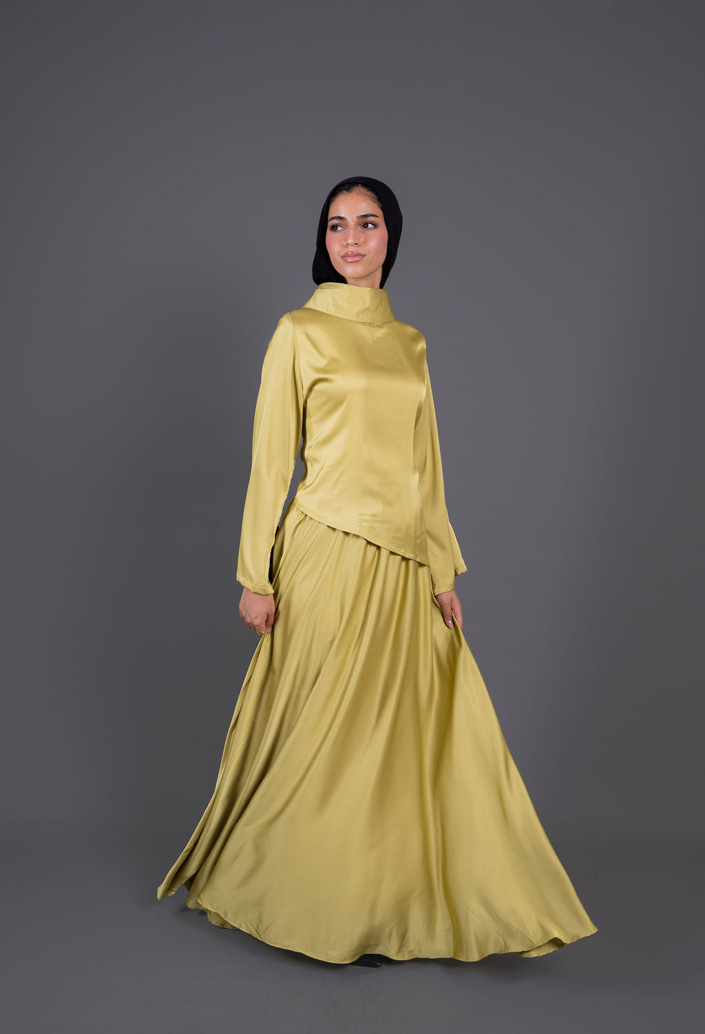 Soft Drape Satin Set -Kiwi