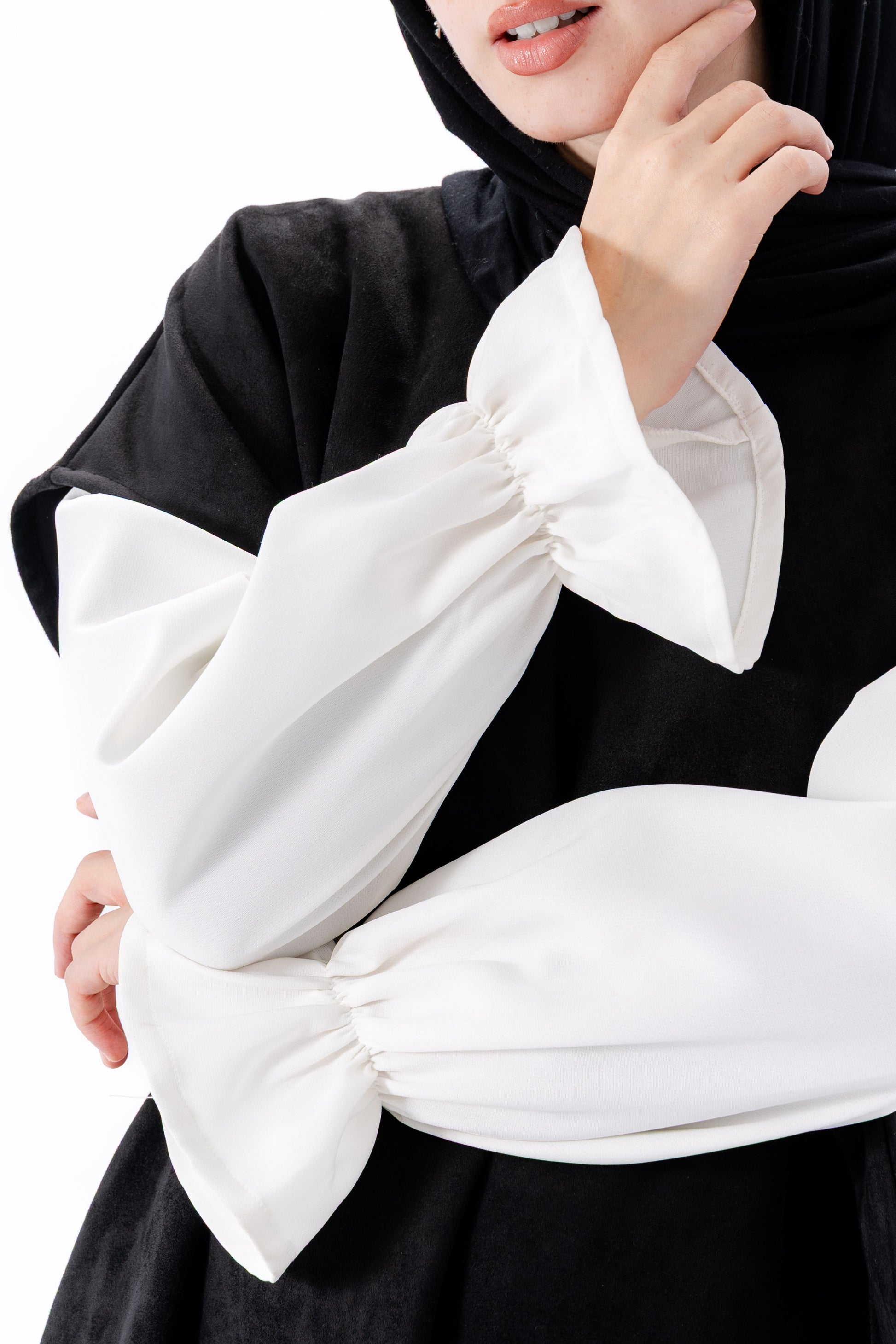 Layered White Sleeve Dress -Black