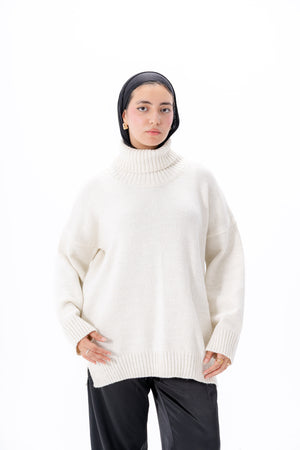 Oversized High-Neck Pullover -White
