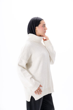 Oversized High-Neck Pullover -White