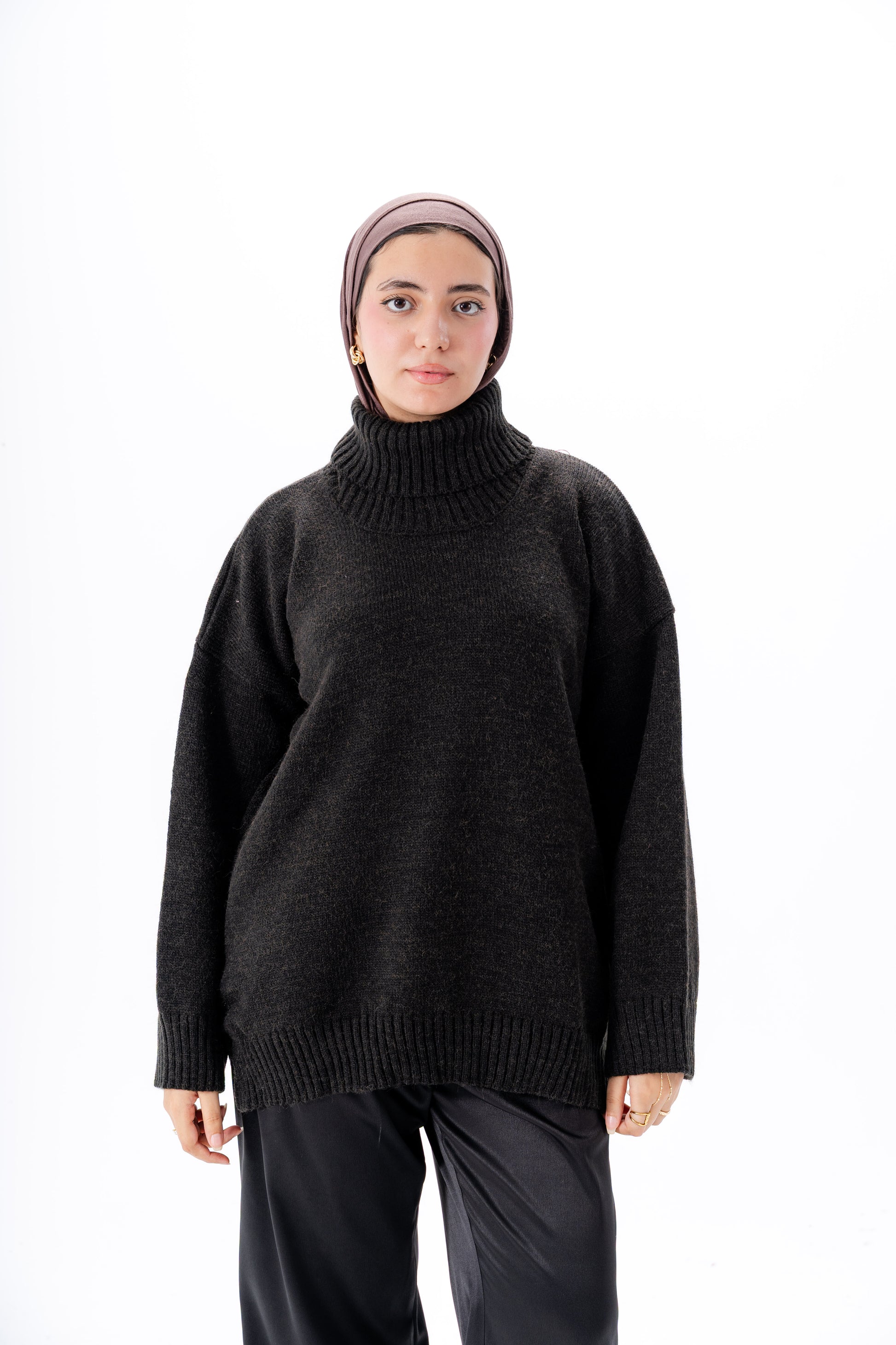 Oversized High-Neck Pullover -Black