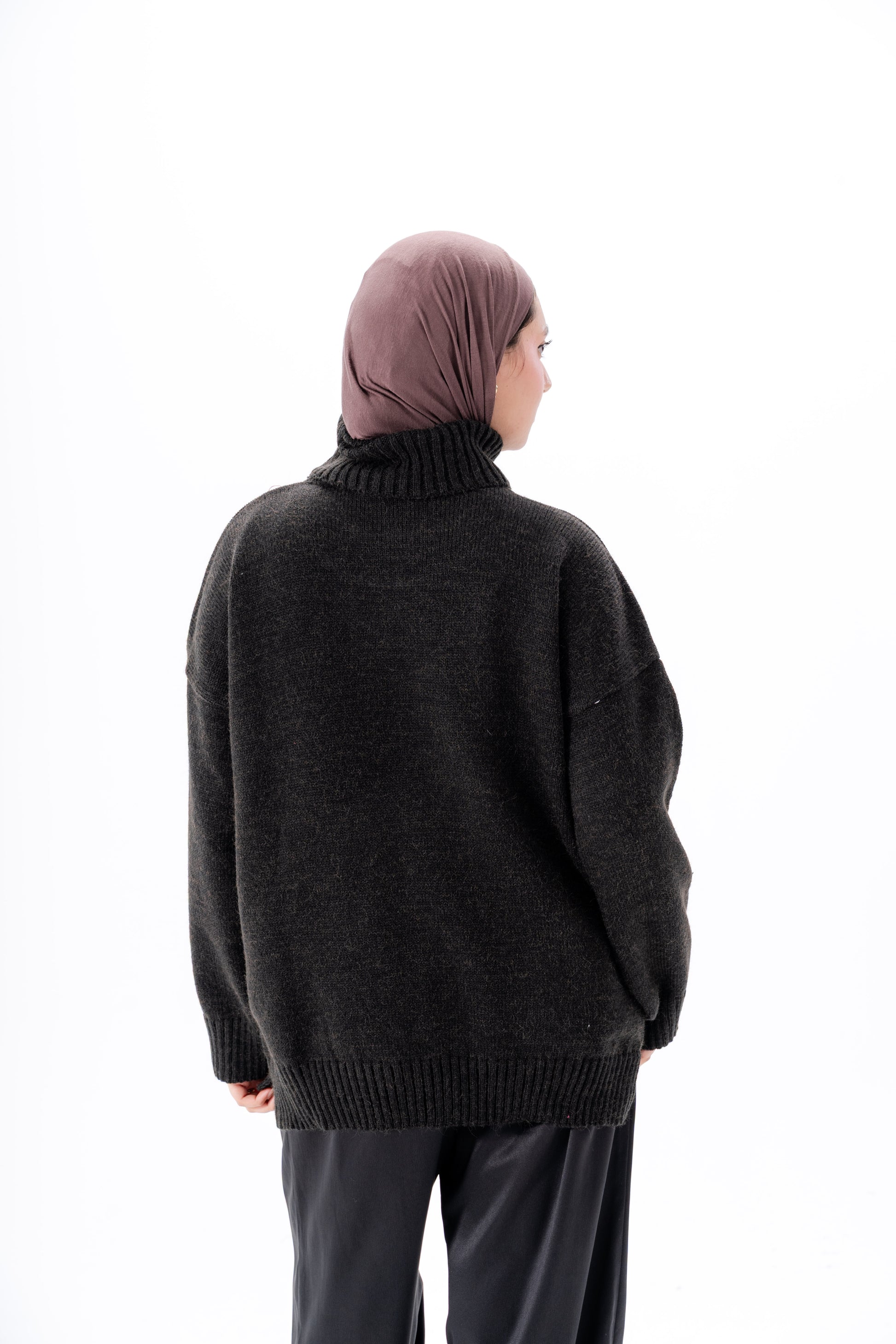 Oversized High-Neck Pullover -Black