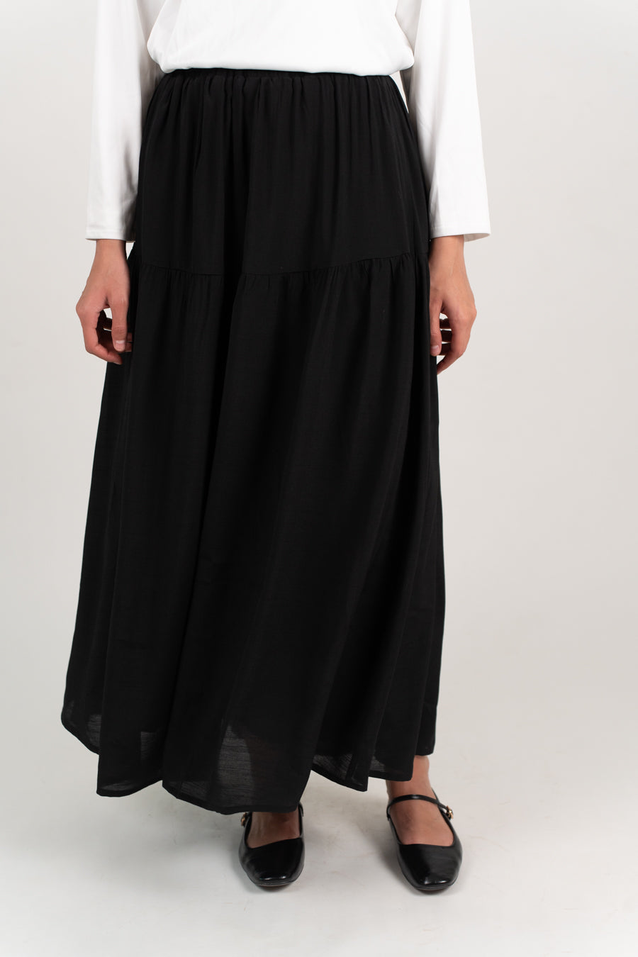 Soft Flow Maxi Skirt -Black
